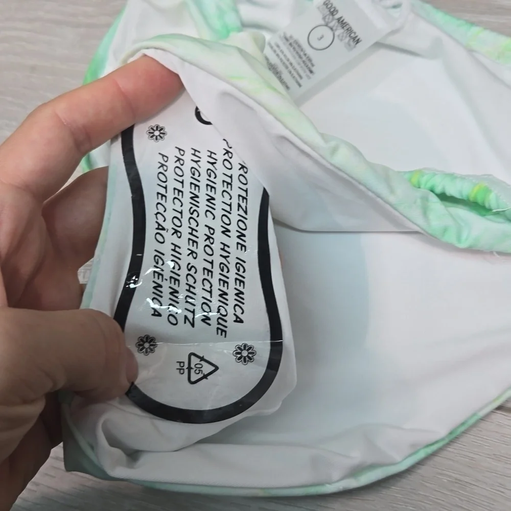NWT Good American Women Green Marble Swim bottom sz 3/L